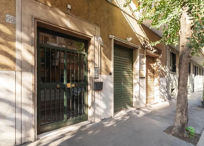 Guesthost - Bright With Views Of San Pietro Appartamento Roma